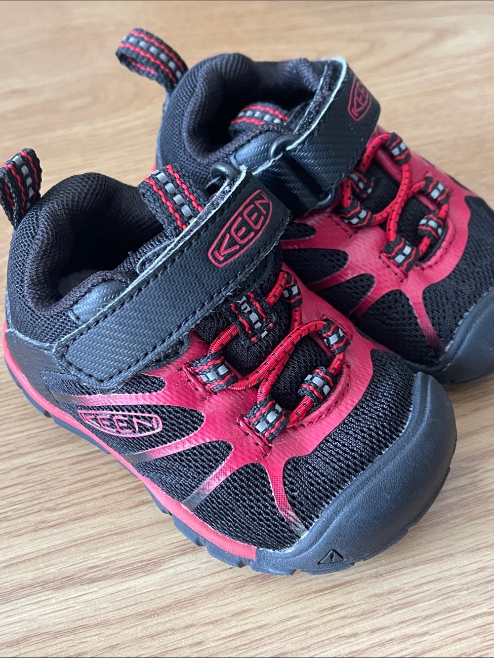 Keen toddler  Red and Black shoes